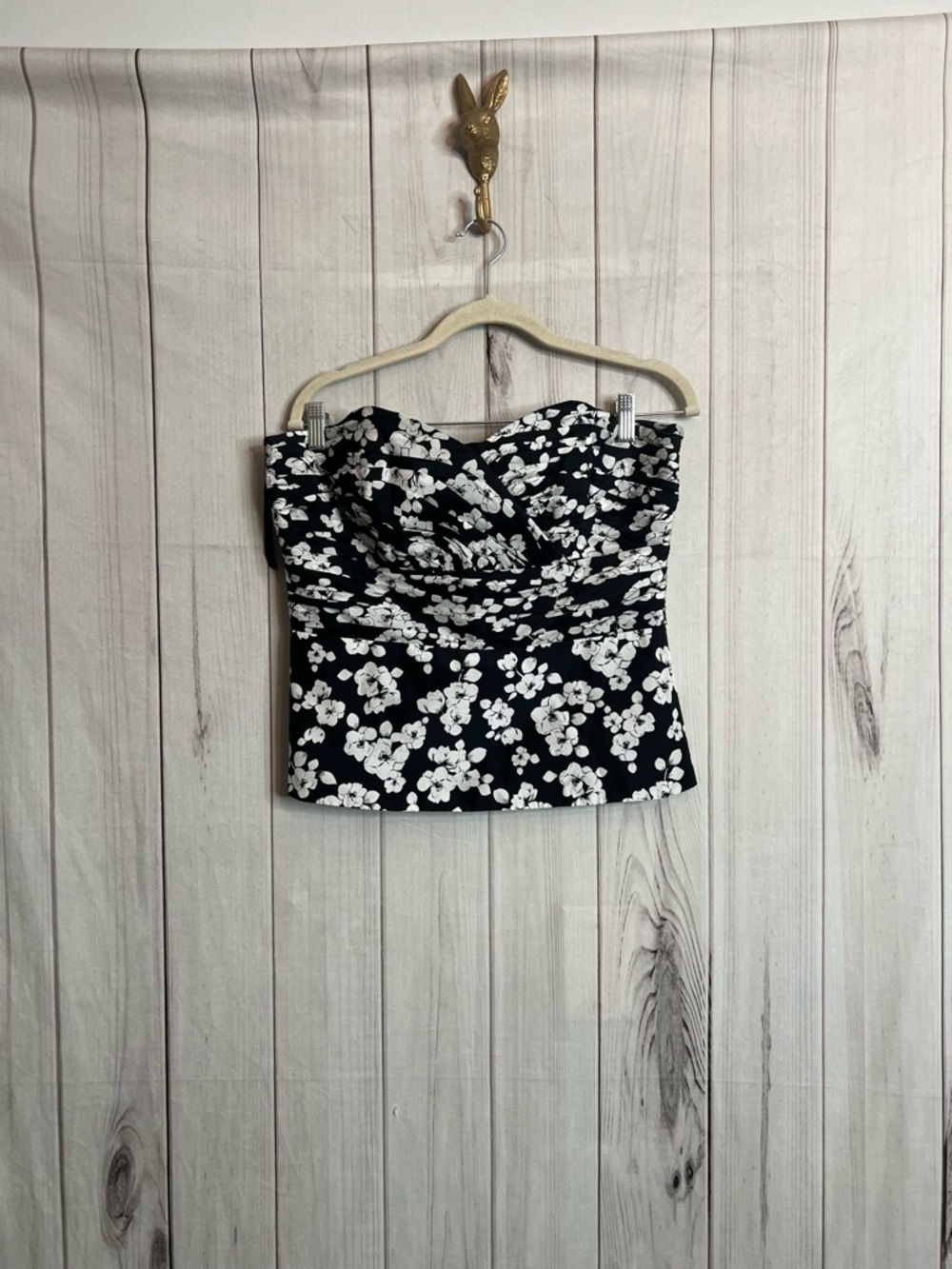 White House Black Market Black & White Floral Strapless Camisole